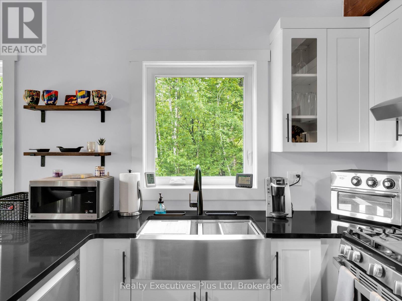 1908 Eagle Lake Road, Machar, Ontario  P0A 1X0 - Photo 11 - X12276525