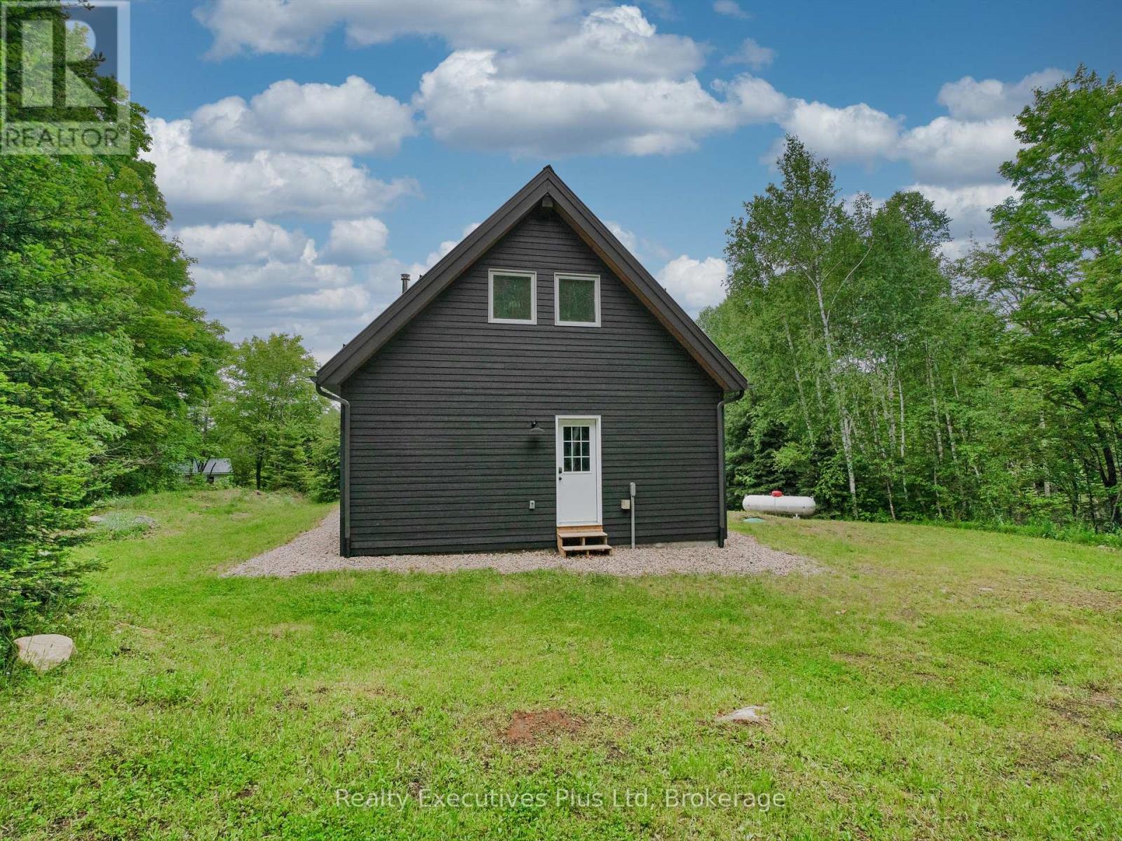1908 Eagle Lake Road, Machar, Ontario  P0A 1X0 - Photo 2 - X12276525