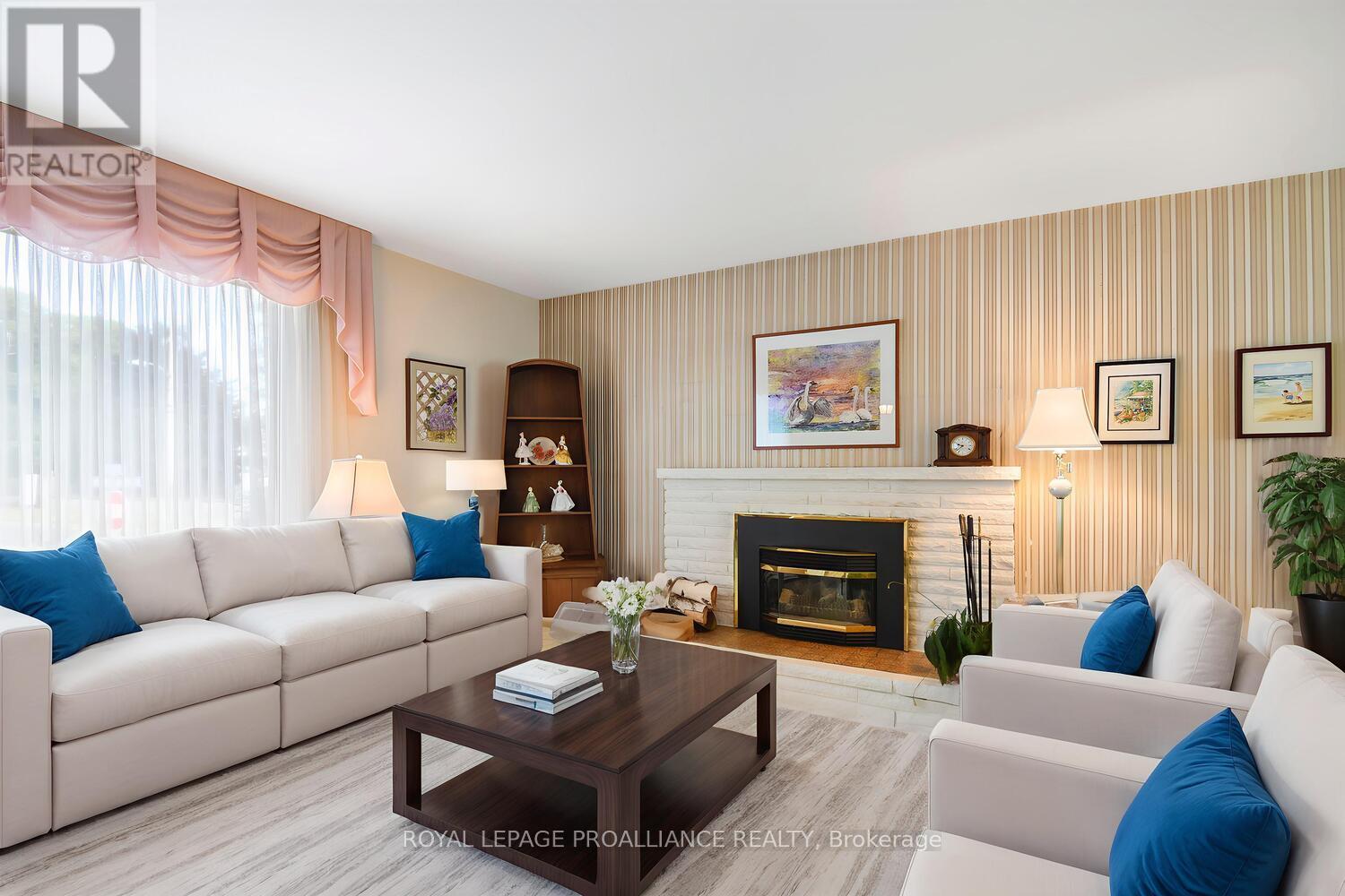 2 Woodlawn Place, Brockville, Ontario  K6V 2Z2 - Photo 8 - X12276456