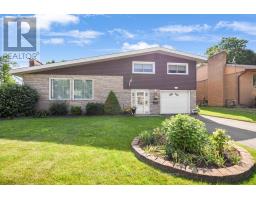 2 Woodlawn Place, Brockville, Ca