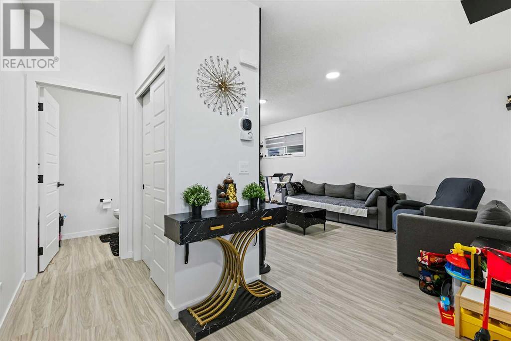 Property at 55 Setonstone Landing SE image 4