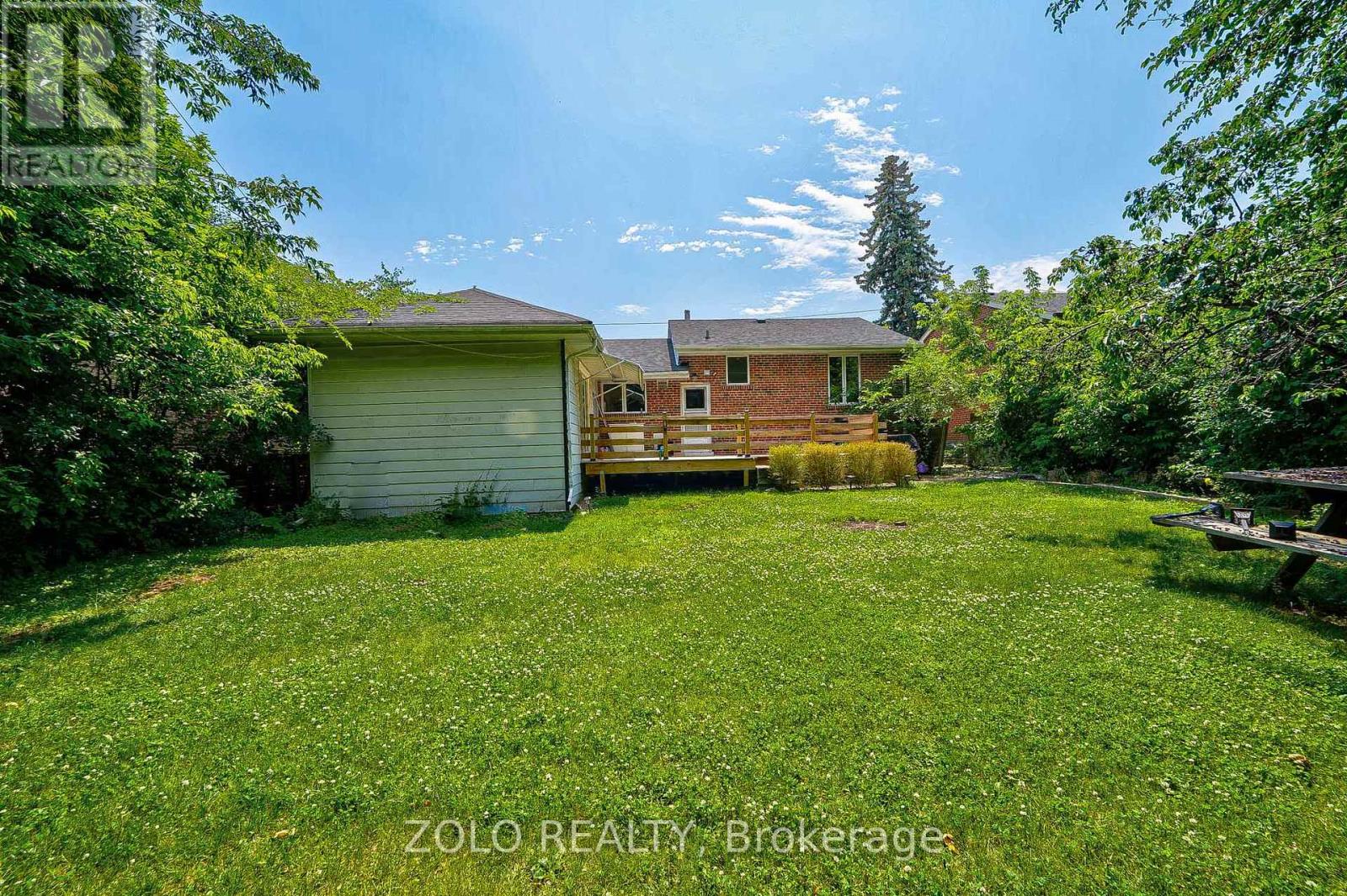 148 Newton Drive, Toronto (Newtonbrook East), Ontario  M2M 2N3 - Photo 14 - C12276326