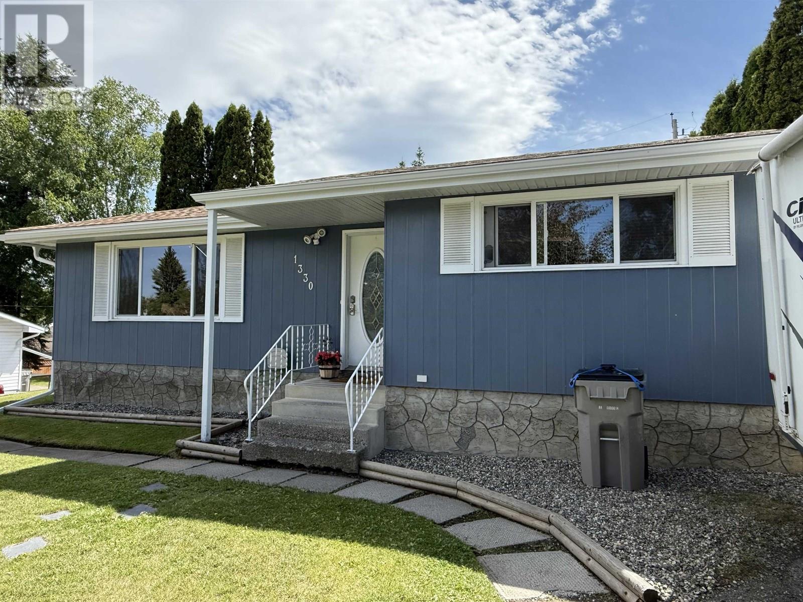 Property at 1330 PALEY AVENUE image 2
