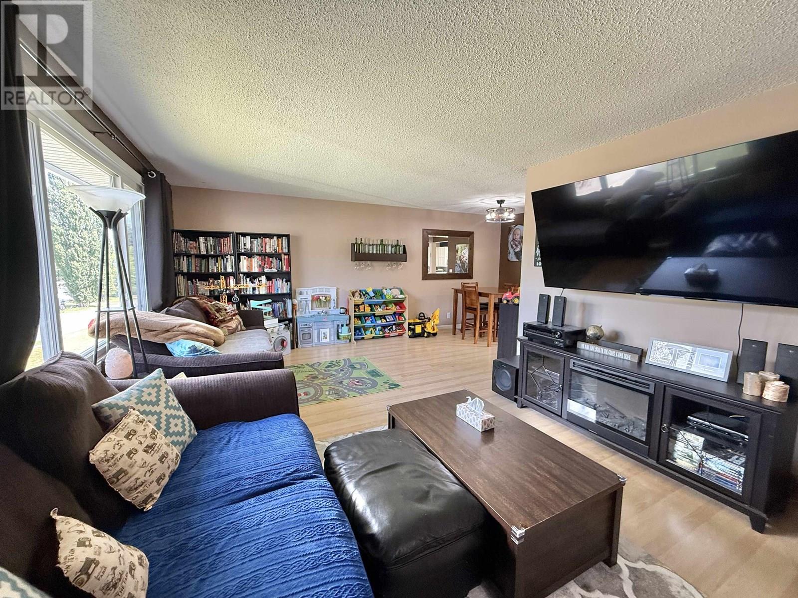 Property at 1330 PALEY AVENUE image 4