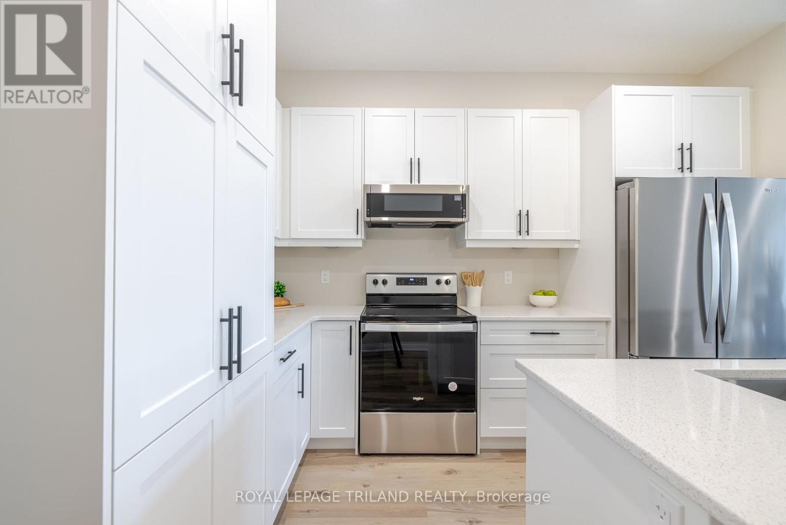 786 Banyan Lane, London North, Ontario  N6G 0A6 - Photo 8 - X12181801