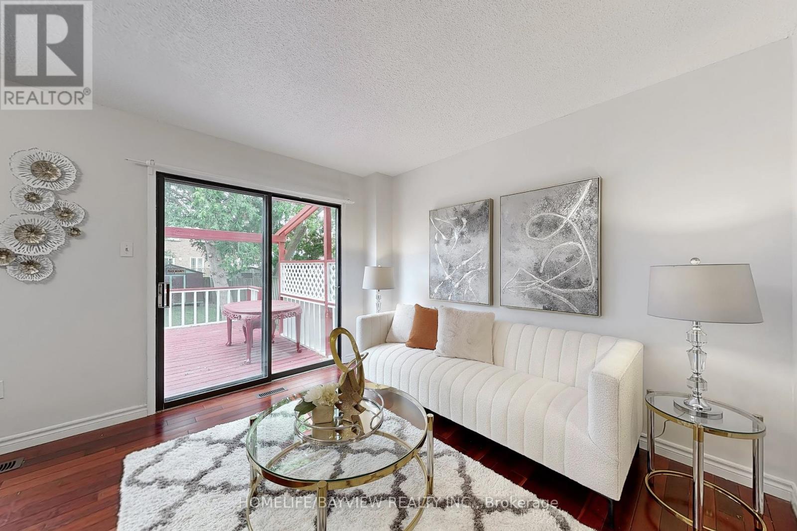 Property at 140 ASHMORE CRESCENT image 3