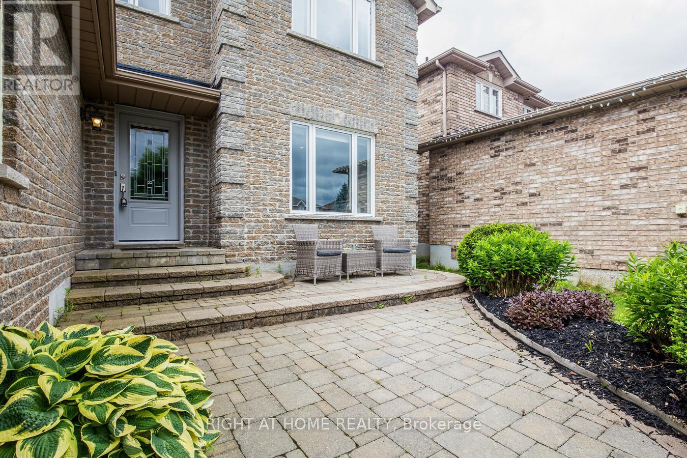 Property at 34 LANG DRIVE image 3