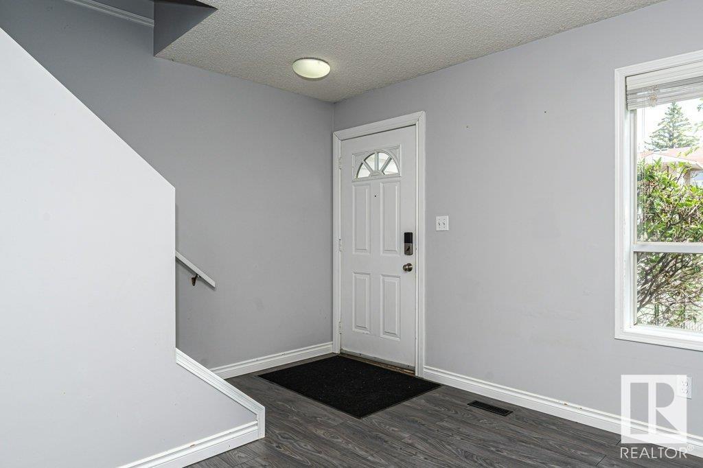 Property at 1608 MILL WOODS RD E NW image 3