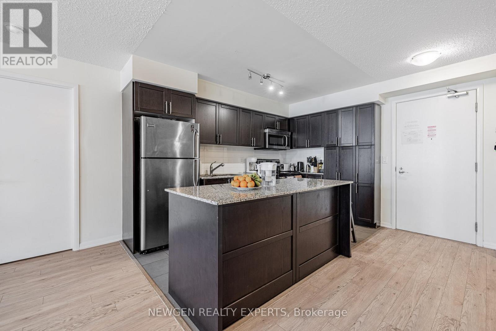 704 - 800 Lawrence Avenue W, Toronto, Ontario  M6A 0B1 - Photo 12 - W12276360