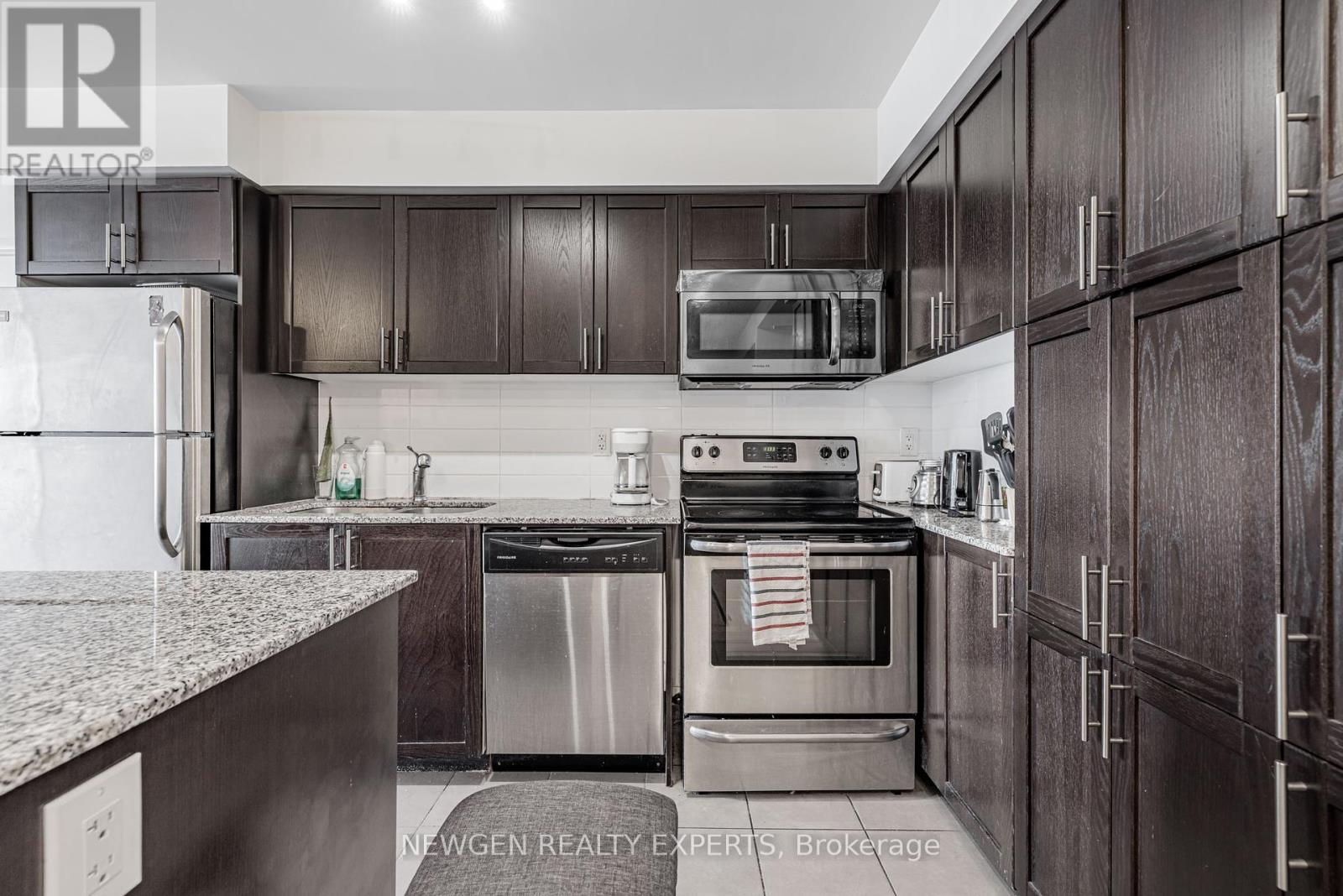 704 - 800 Lawrence Avenue W, Toronto, Ontario  M6A 0B1 - Photo 15 - W12276360