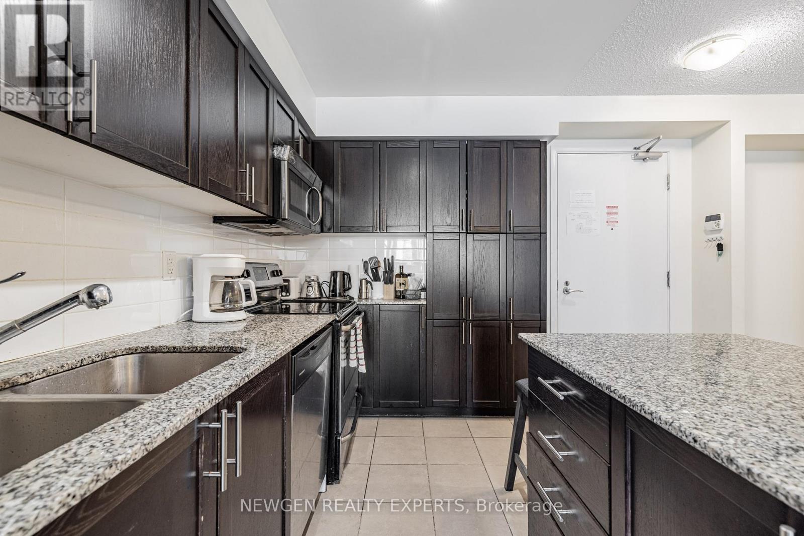 704 - 800 Lawrence Avenue W, Toronto, Ontario  M6A 0B1 - Photo 16 - W12276360