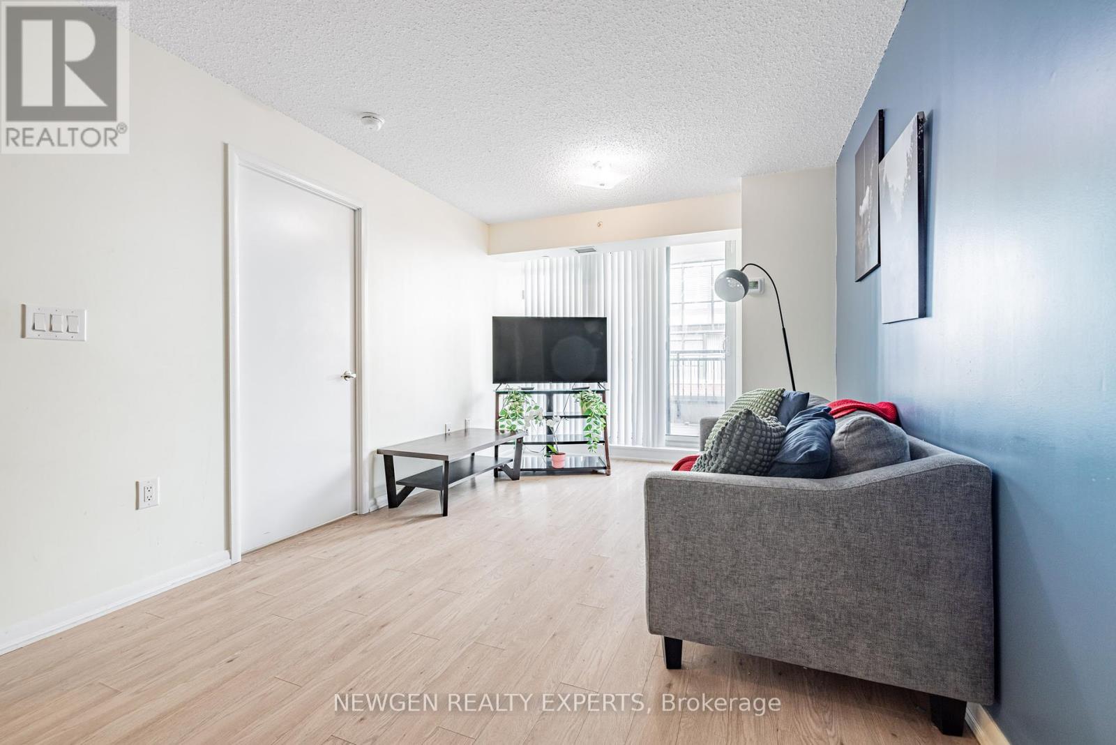 704 - 800 Lawrence Avenue W, Toronto, Ontario  M6A 0B1 - Photo 6 - W12276360