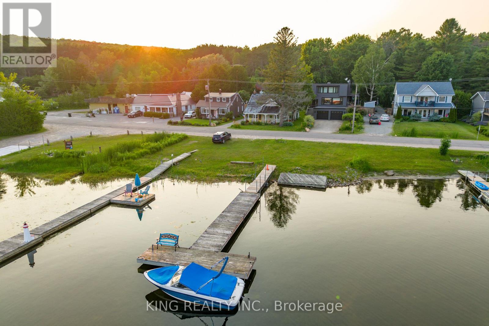 Property at 602 CHAMPLAIN ROAD image 1