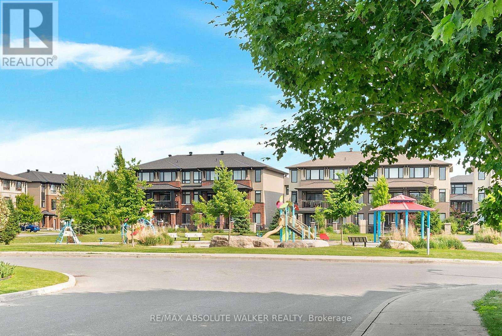 Property at 135 WILD SENNA WAY image 3