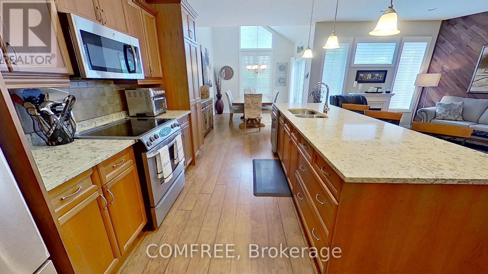 23 - 23 Oakwood Links Lane, South Huron, Ontario  N0M 1T0 - Photo 5 - X12276594