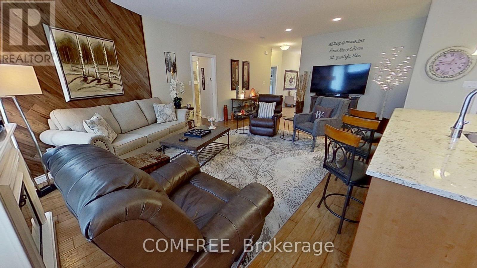 23 - 23 Oakwood Links Lane, South Huron, Ontario  N0M 1T0 - Photo 7 - X12276594