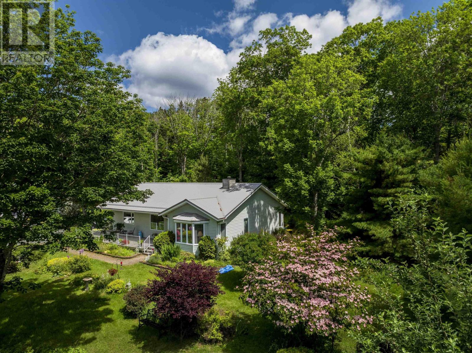 Property at 521 Second Peninsula Road image 1