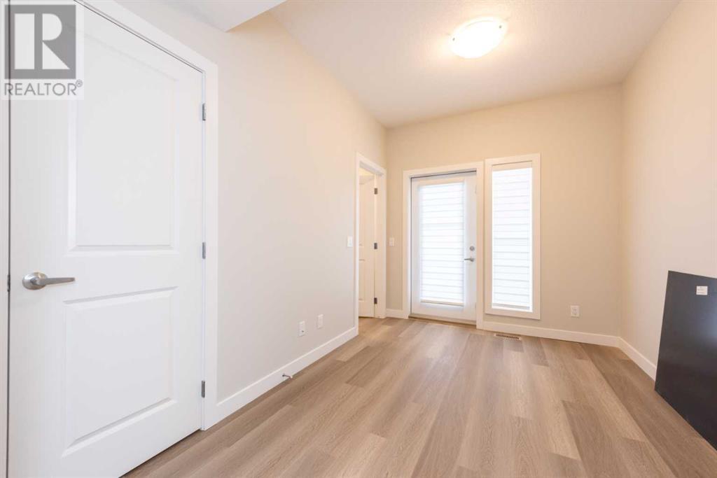 Property at 1027 Sage Hill Grove NW image 4