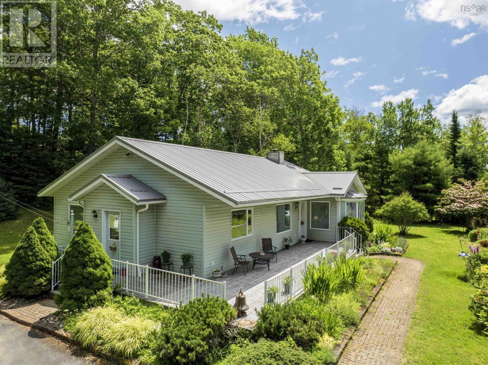 Property at 521 Second Peninsula Road image 3