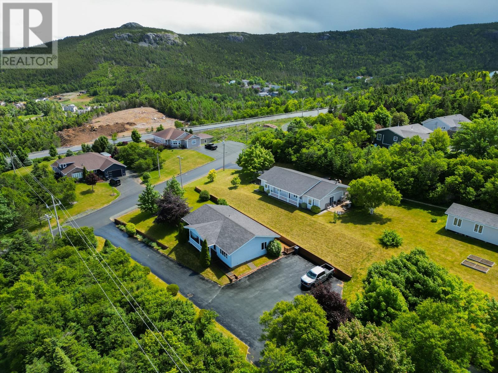 Property at 36 Minerals Crescent image 3
