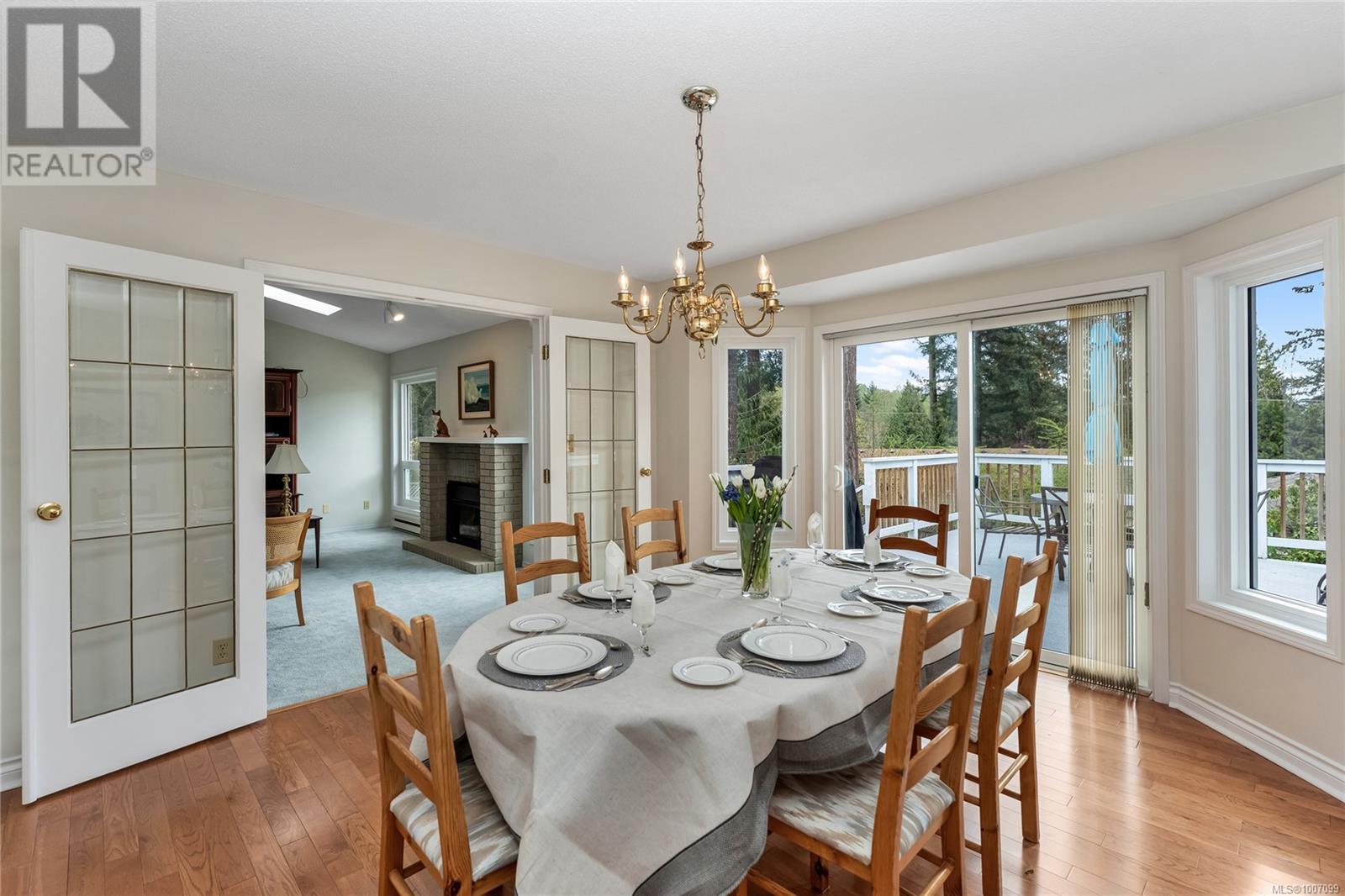 Property at 775 Menawood Pl image 5