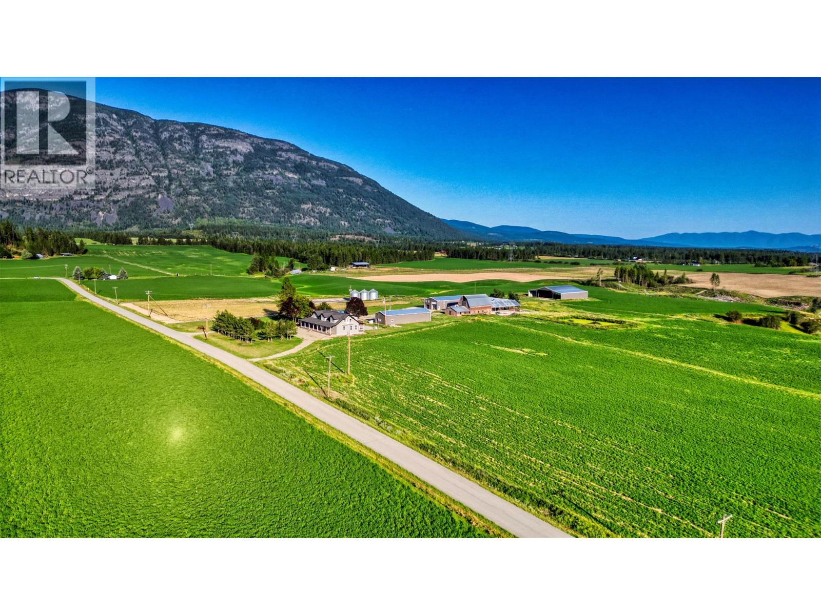 2703 4th Street, Lister, British Columbia  V0B 1G2 - Photo 4 - 10353241