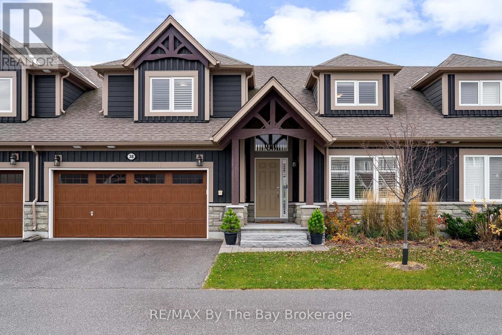 38 Carpenter Street, Collingwood, Ontario  L9Y 0Z5 - Photo 3 - S12276652