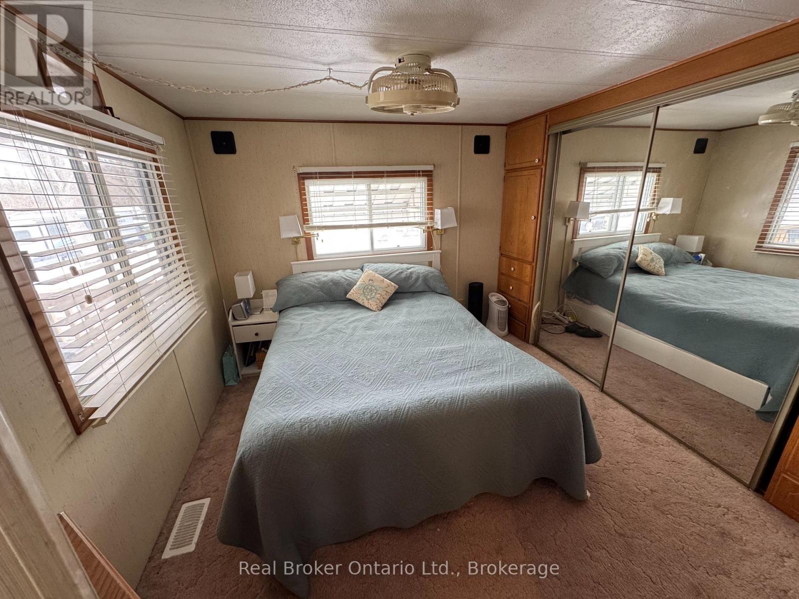 194 - 580 Beaver Creek Road, Waterloo, Ontario  N2J 3Z4 - Photo 13 - X12276631