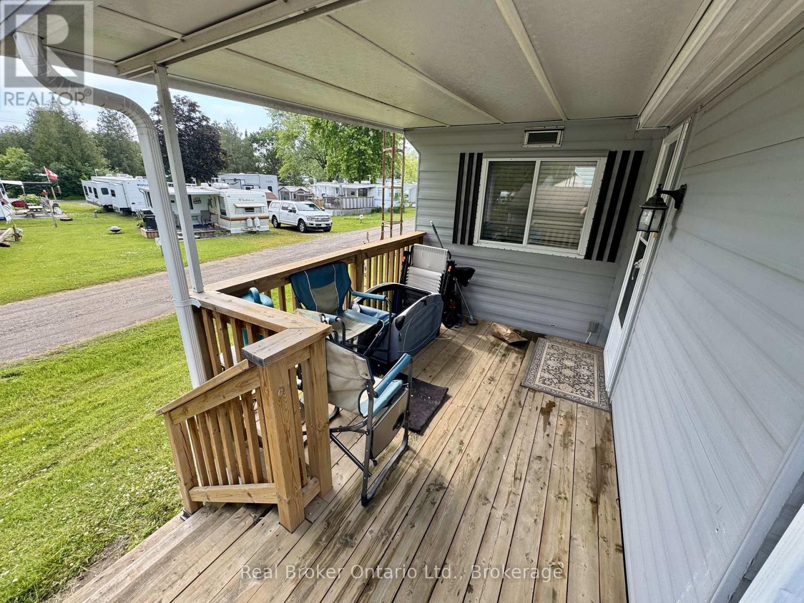 194 - 580 Beaver Creek Road, Waterloo, Ontario  N2J 3Z4 - Photo 2 - X12276631