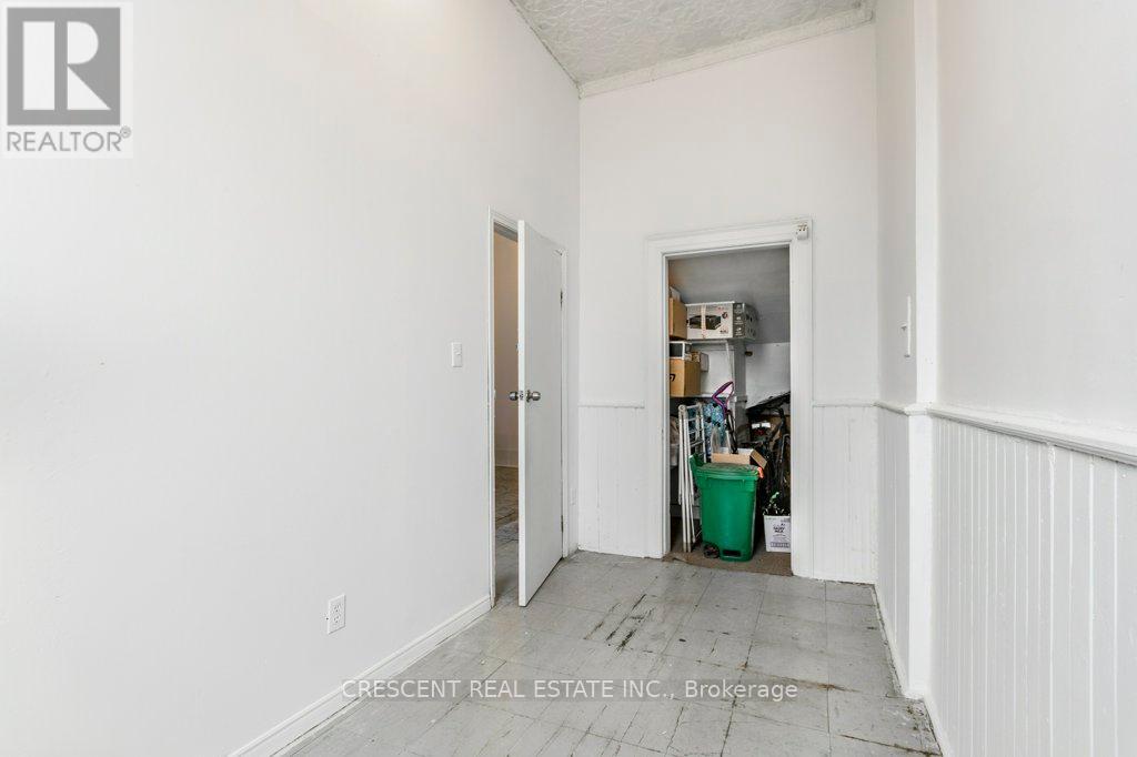 414 Queen Street W, Toronto (Kensington-Chinatown), Ontario  M5V 2A7 - Photo 11 - C12276601