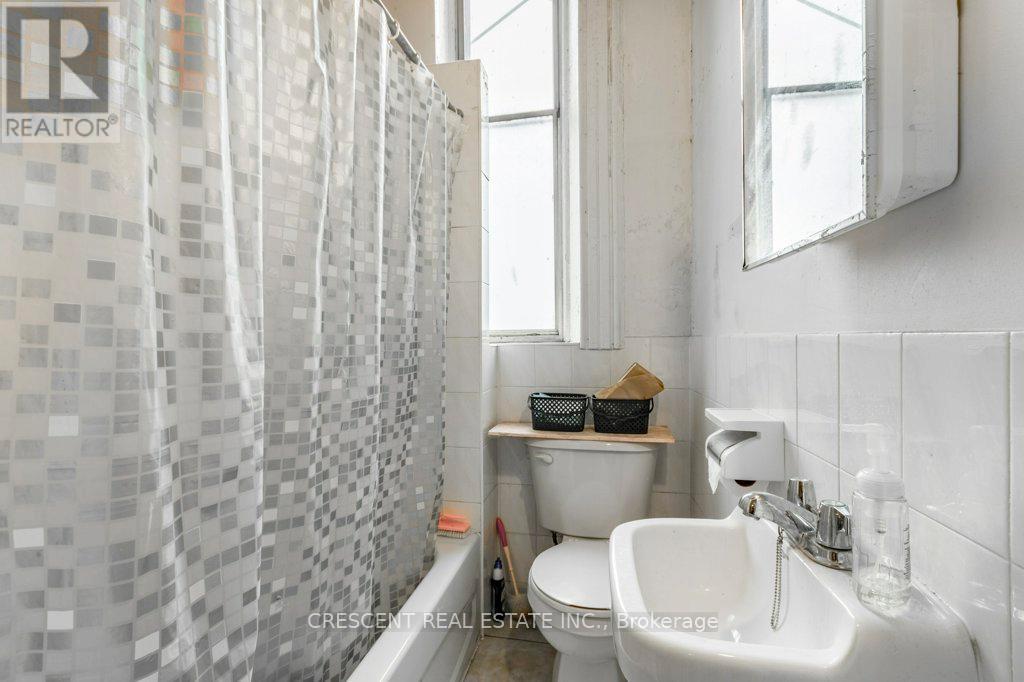 414 Queen Street W, Toronto (Kensington-Chinatown), Ontario  M5V 2A7 - Photo 12 - C12276601
