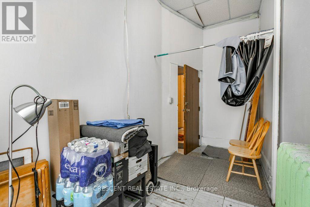 414 Queen Street W, Toronto (Kensington-Chinatown), Ontario  M5V 2A7 - Photo 14 - C12276601