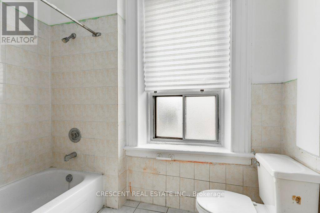 414 Queen Street W, Toronto (Kensington-Chinatown), Ontario  M5V 2A7 - Photo 21 - C12276601