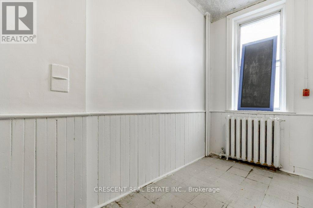 414 Queen Street W, Toronto (Kensington-Chinatown), Ontario  M5V 2A7 - Photo 9 - C12276601