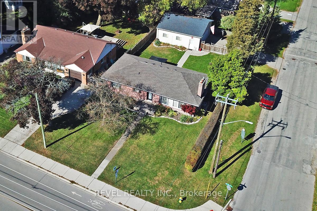 1341 Byron Baseline Road, London South, Ontario  N6K 2E5 - Photo 19 - X12276667