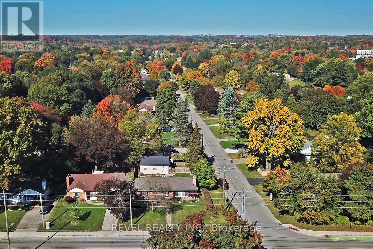 1341 Byron Baseline Road, London South, Ontario  N6K 2E5 - Photo 21 - X12276667