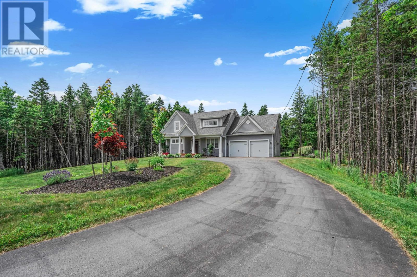 Property at 130 Gaspereau Run image 1