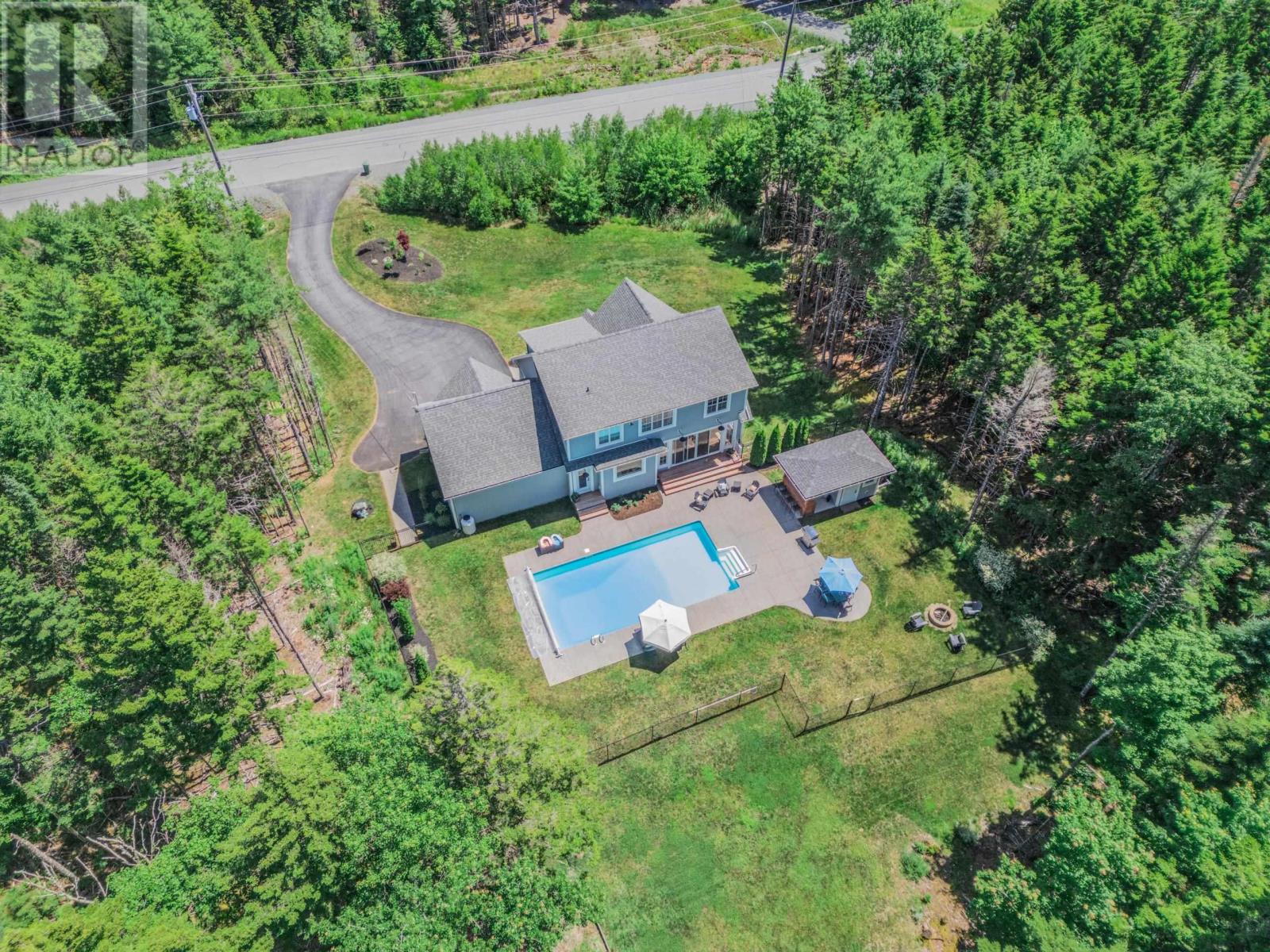 Property at 130 Gaspereau Run image 5