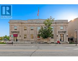 81 GORE STREET E, Perth, Ontario