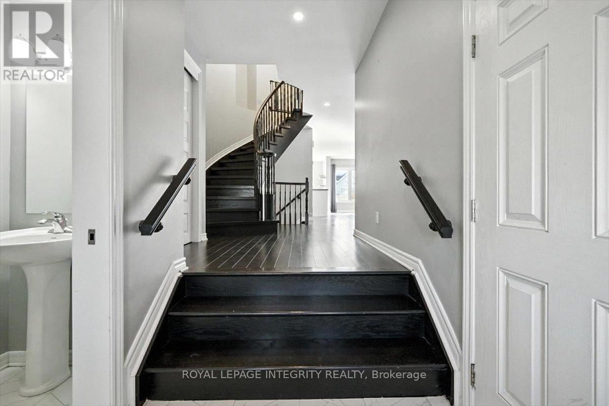 Property at 748 MORNINGSTAR WAY image 3