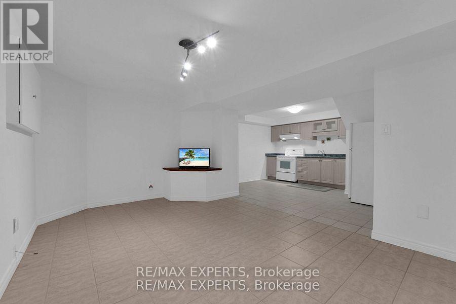 Bsmt - 25 Royalparkway Way, Vaughan, Ontario  L4H 1J5 - Photo 8 - N12276605