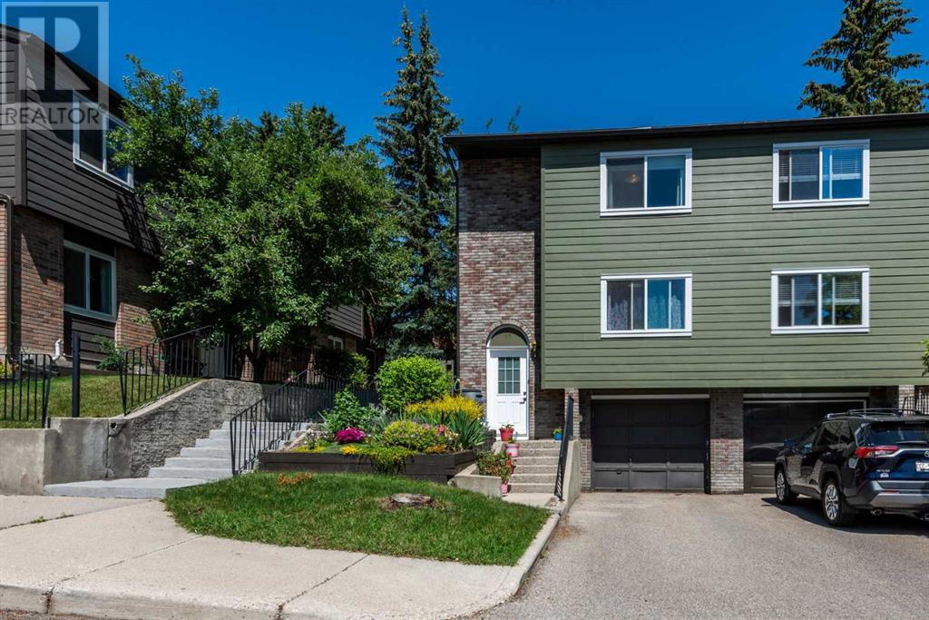 Property at 17, 210 86 Avenue SE image 1