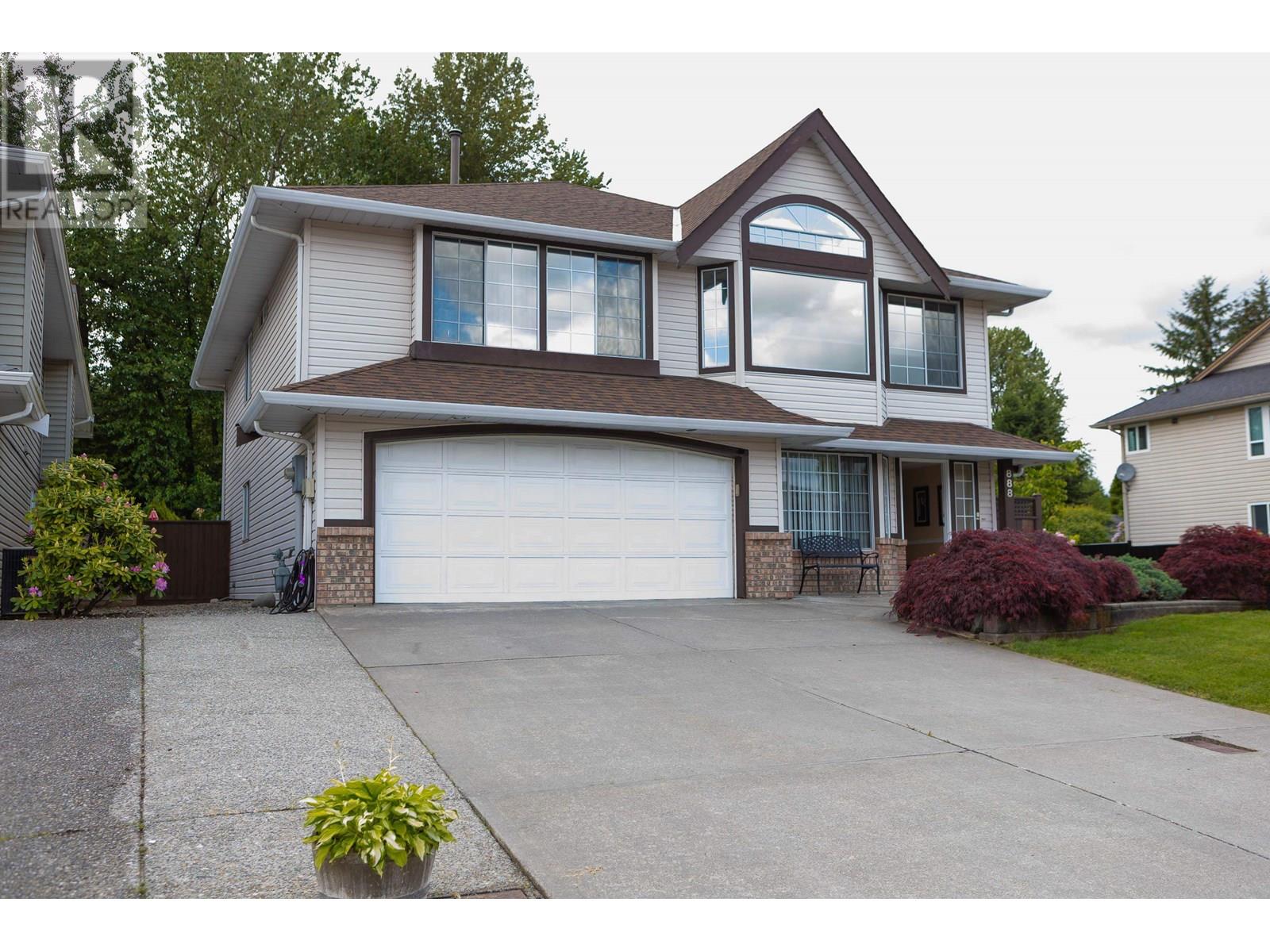 Property at 888 HERRMANN STREET image 1