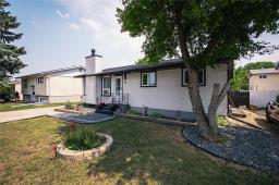 39 Madrill Close, Winnipeg, Manitoba