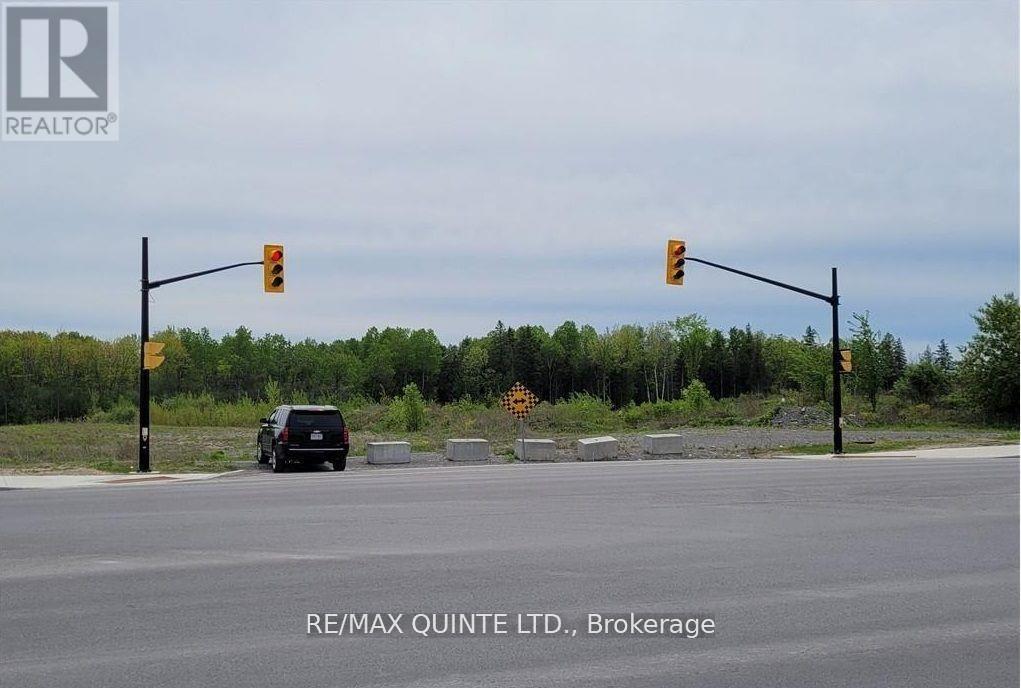 375 BELL BOULEVARD, Belleville, Ontario
