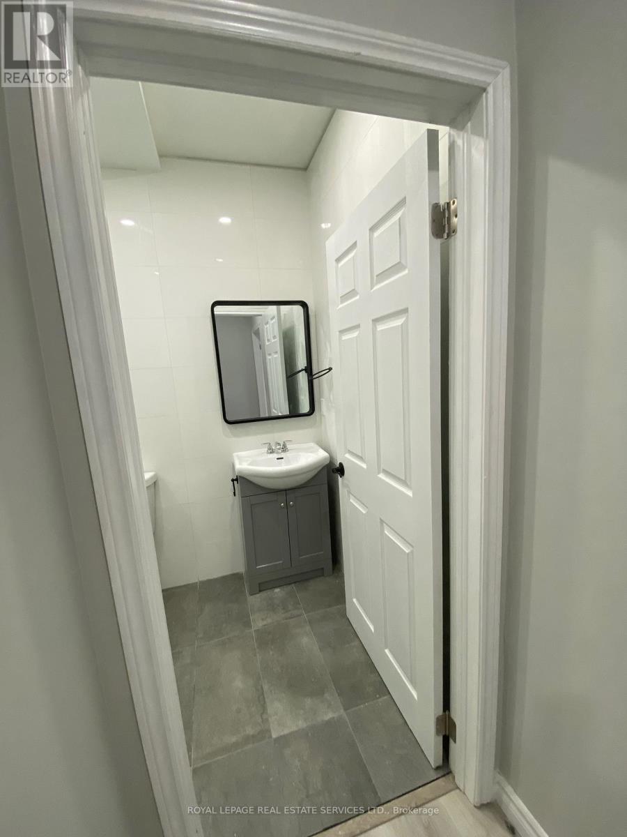 238 Queen Street S, Mississauga (Streetsville), Ontario  L5M 1L5 - Photo 26 - W12276530