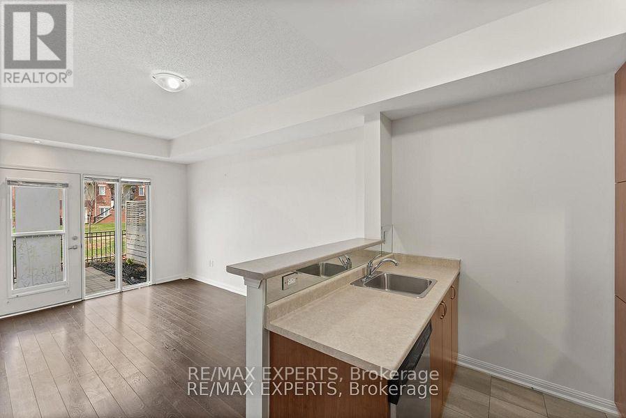 127 - 250 Sunny Meadow Boulevard, Brampton, Ontario  L6R 3Y6 - Photo 14 - W12276584