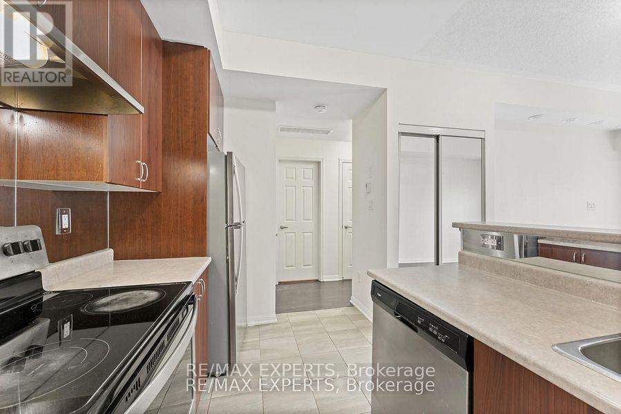 127 - 250 Sunny Meadow Boulevard, Brampton, Ontario  L6R 3Y6 - Photo 18 - W12276584