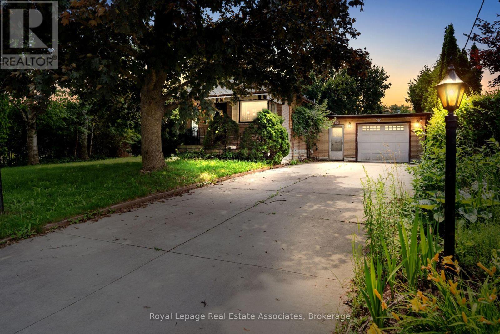 Property at 168 TIDEY AVENUE image 1