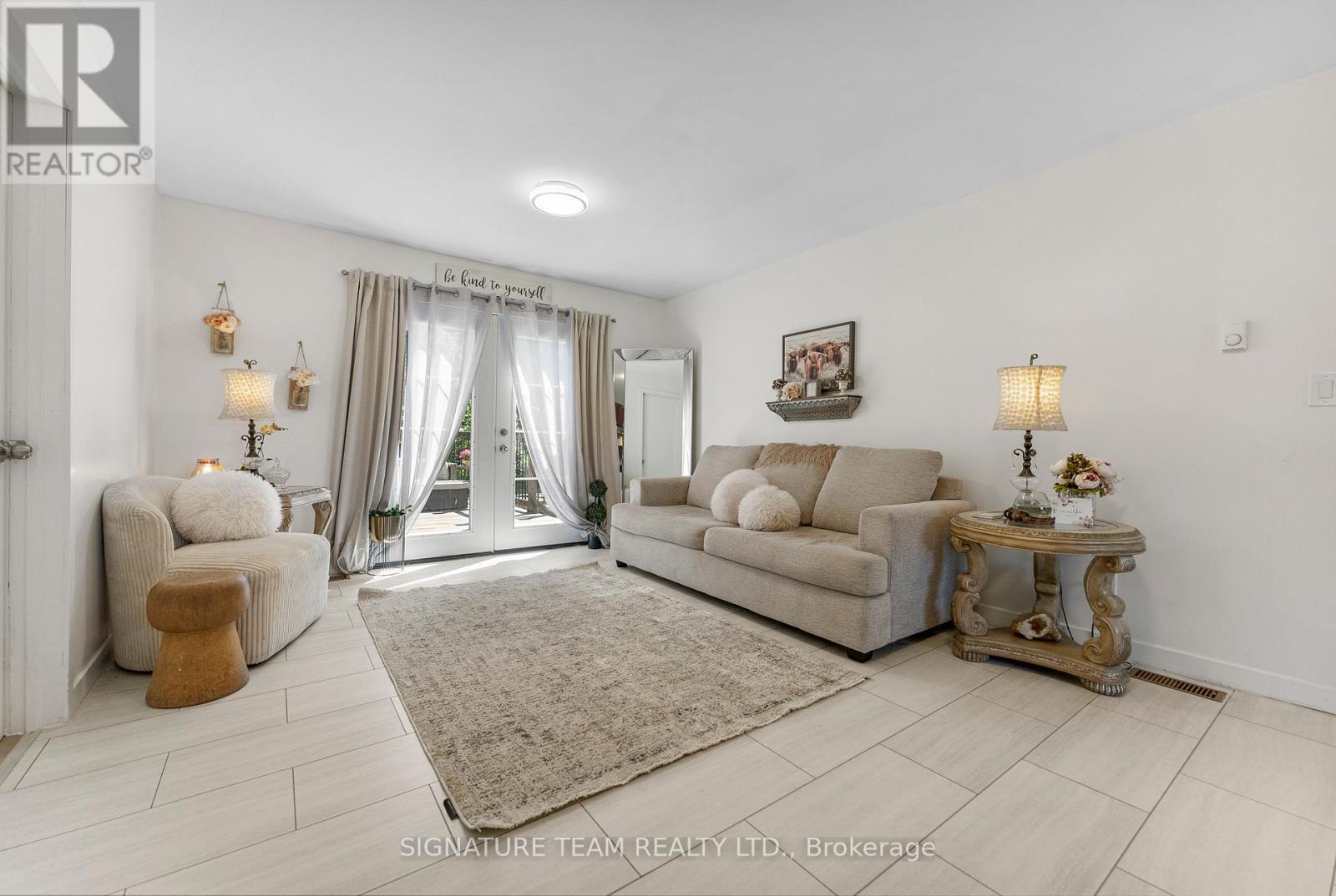 136 Sunrise Road, Killaloe, Ontario  K0J 2A0 - Photo 15 - X12276678